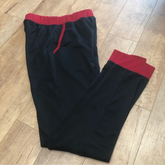 JORDAN pull on sports pants boys XL 13-15 years black and red - Picture 5 of 7